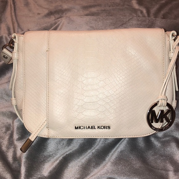 Michael Kors Handbags - Michael Kors Beige Snake Skin